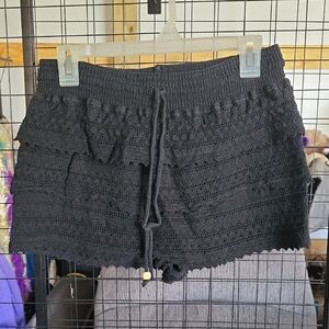 High-Waist Crochet Tiered Shorts - Black With Lining